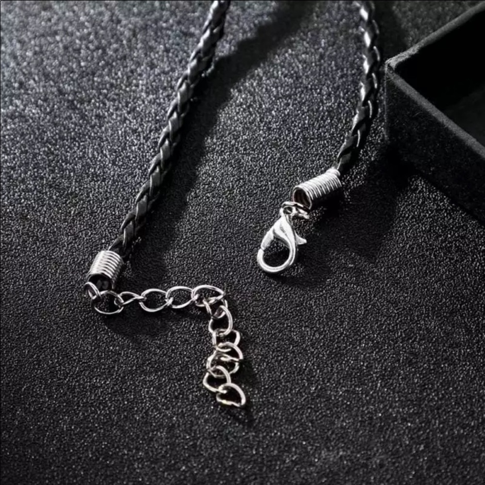 ❌SOLD❌ Viking Odin Rune Amulet Compass Necklace - Picture 10 of 13